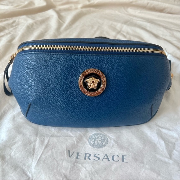 NEW VERSACE MICROCHIPPED BLUE LEATHER BELT BAG! - Picture 3 of 15